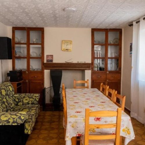 Salón comedor de casa rural en Letur Albacete