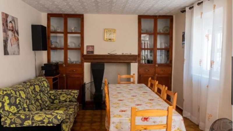 Salón comedor de casa rural en Letur Albacete